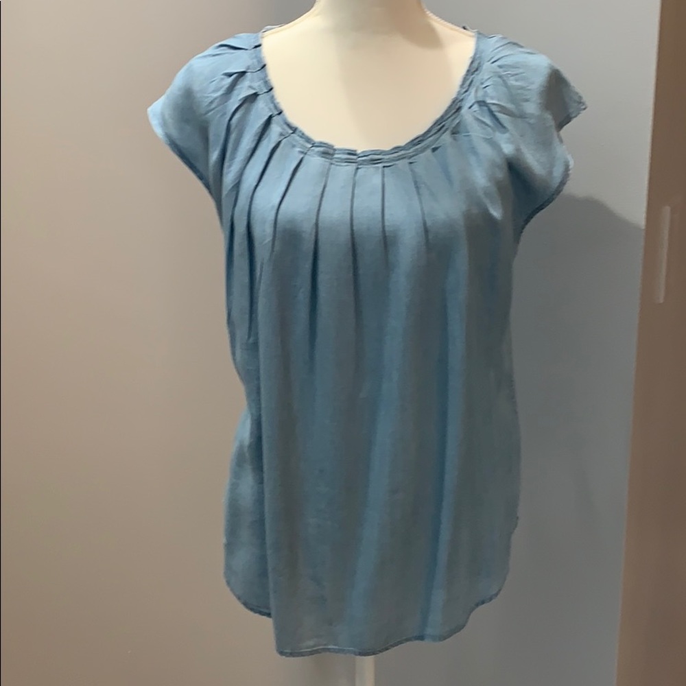 LC Lauren Conrad flowy Sky blue top